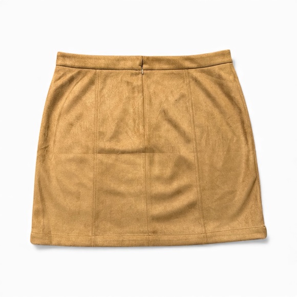 Camel Women's Suede Skirt - Picture 3 of 3
